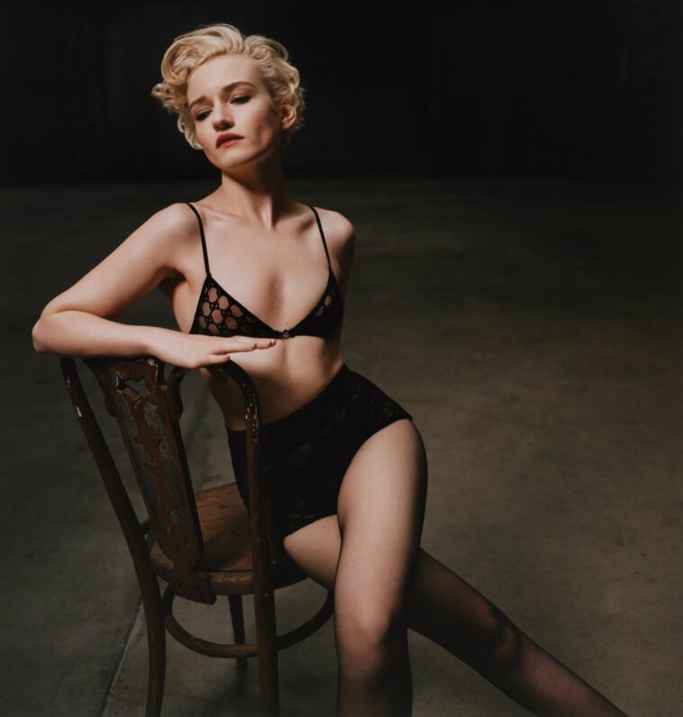 Julia Garner